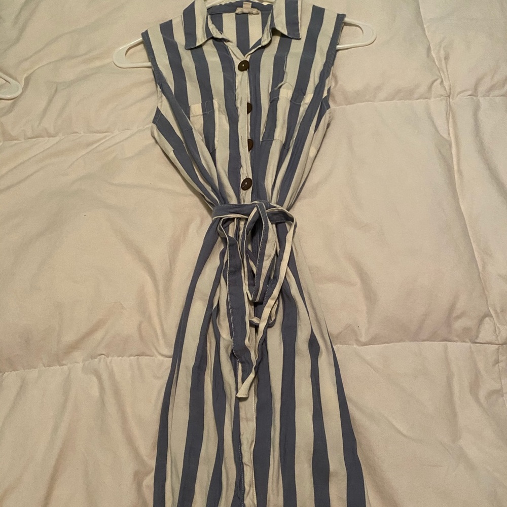Button down tie dress